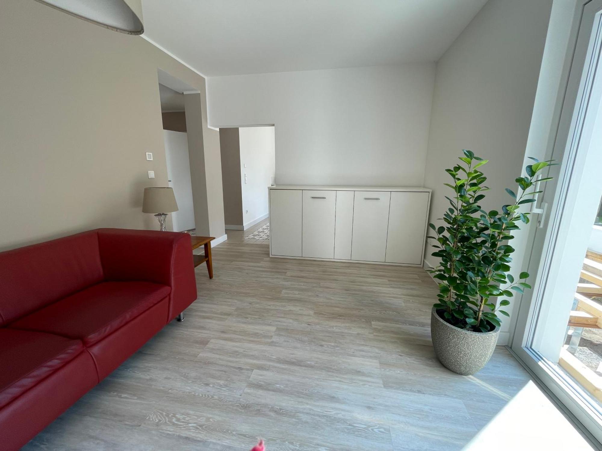 Appartement Mit 2 Schlafzimmern Und Terrasse Halle  Bagian luar foto